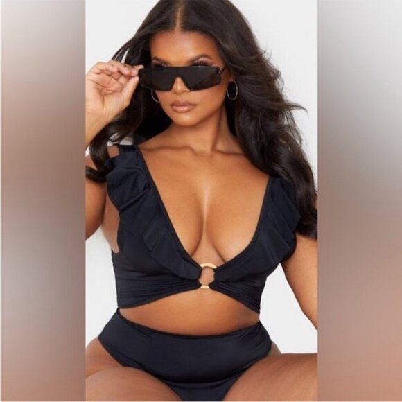 NWT PrettyLittleThing Plus Black Frill Edge Ring Detail Black Swimsuit Size 24 - Picture 2 of 9